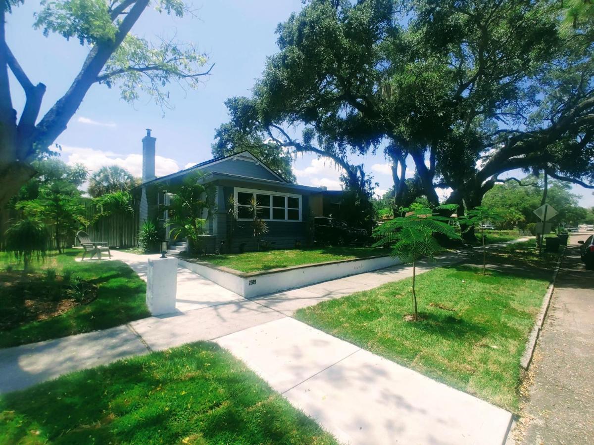 World Solo Travel'S Welcomed At St Pete Home セント・ピーターズバーグ エクステリア 写真