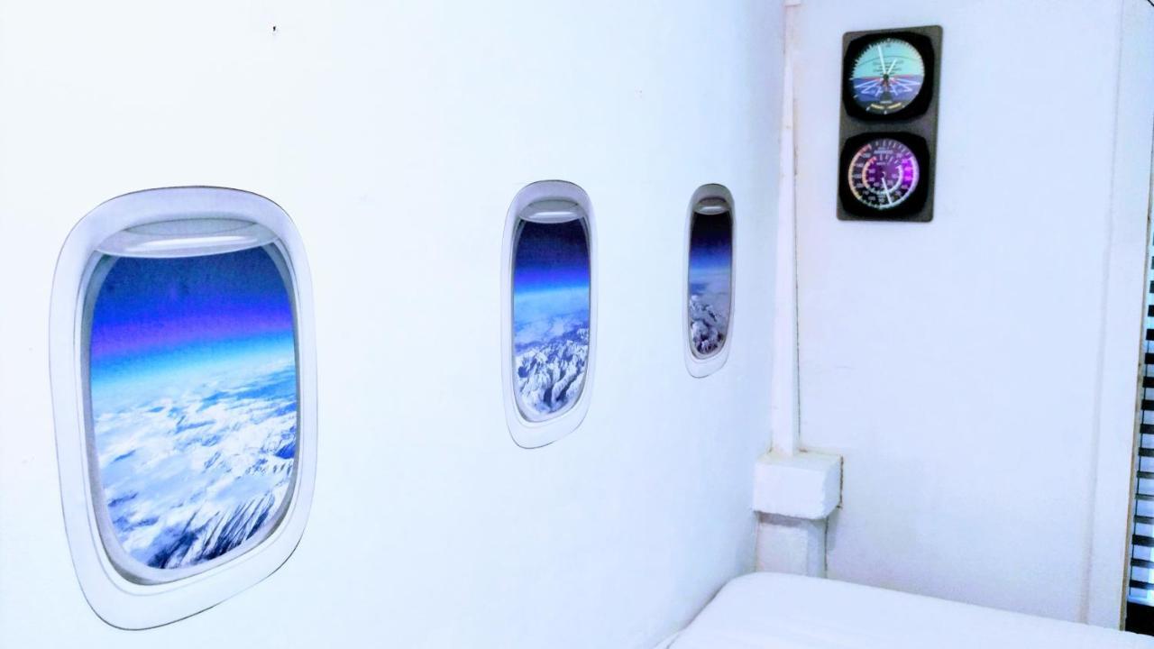 World Solo Travel'S Welcomed At St Pete Home セント・ピーターズバーグ エクステリア 写真