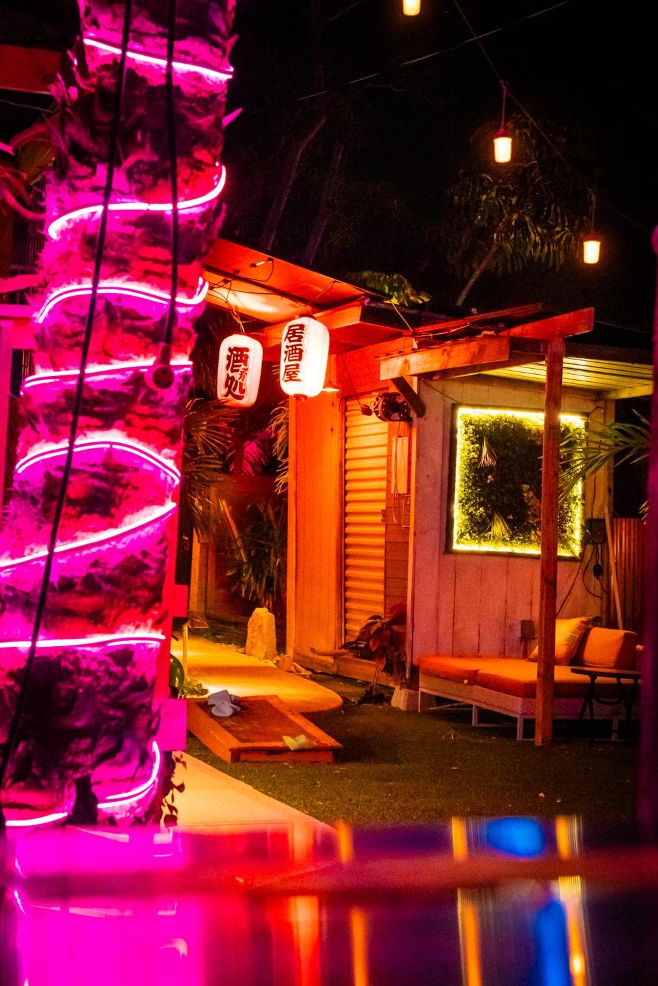 World Solo Travel'S Welcomed At St Pete Home セント・ピーターズバーグ エクステリア 写真